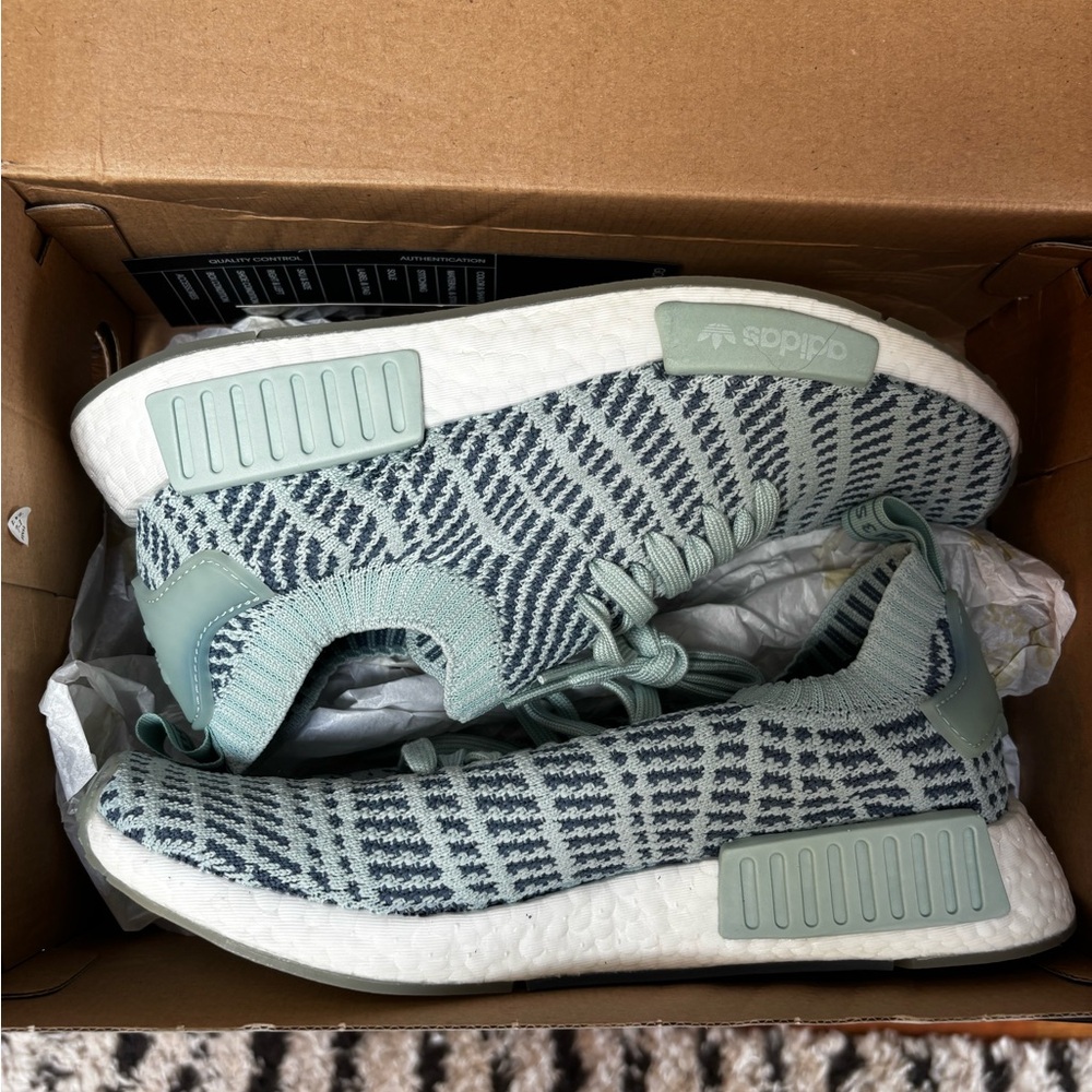 Adidas NMD R1 Primeknit Women’s Sneakers